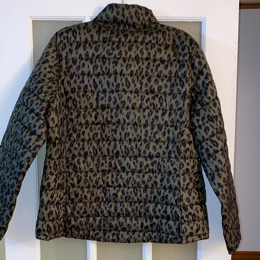 ⚓️ Old Navy Leopard Puffer - Picture 6 of 7